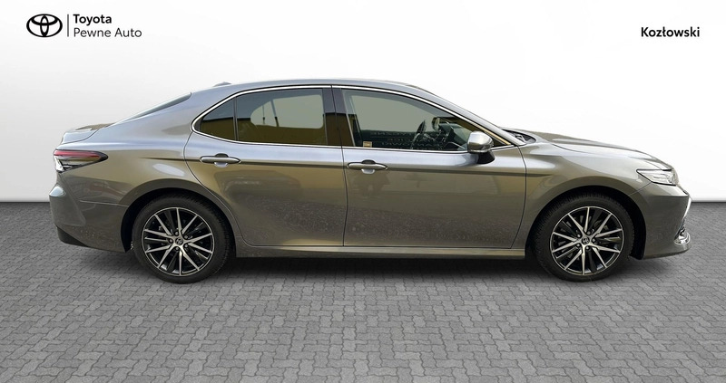 Toyota Camry cena 191900 przebieg: 11805, rok produkcji 2022 z Wilamowice małe 497